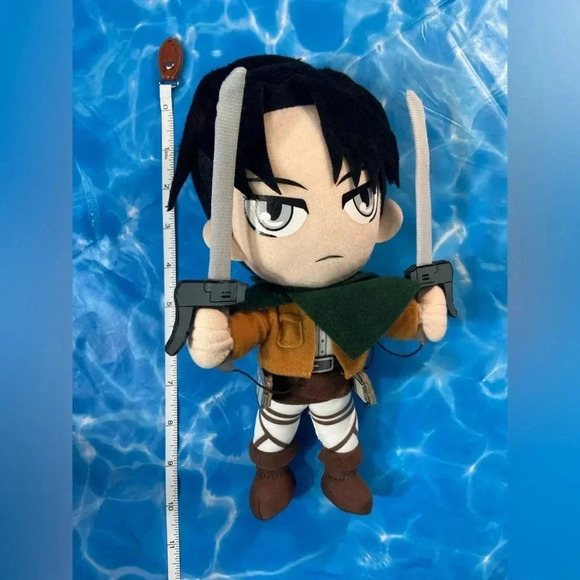 Attack on Titan - Funimation - Levi Ackerman with Swords Plush - Picture 12 of 14